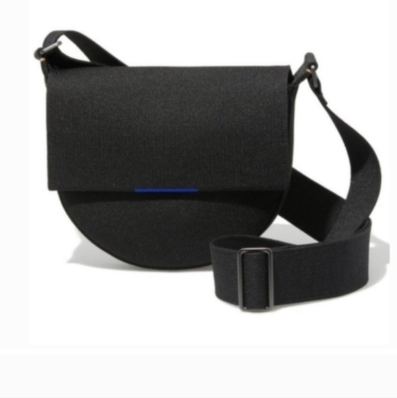 Rothy's Handbags - Rothy's Saddle Bag Black like new condition